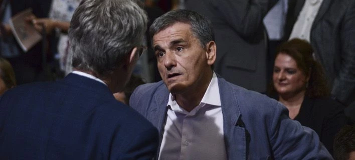 Επιμένει ο Τσακαλώτος: Το προσδόκιμο ζωής των συνταξιούχων θα μετρήσει για να μη μειωθούν οι συντάξεις